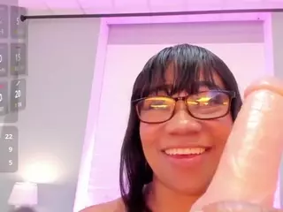 luzdarysanchez's Live Sex Cam Show