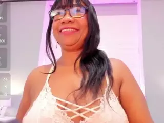luzdarysanchez's Live Sex Cam Show