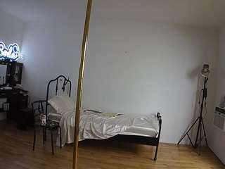 voyeurcam-celticiron-02's preview