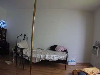 voyeurcam-celticiron-02