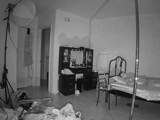 voyeurcam-celticiron-02