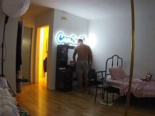 voyeurcam-celticiron-02