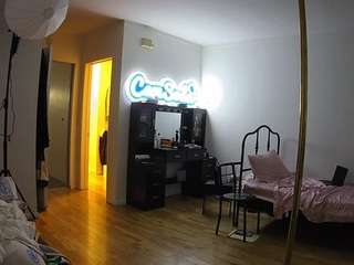 voyeurcam-celticiron-02