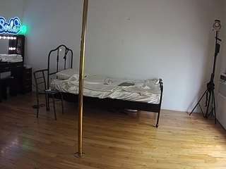 voyeurcam-celticiron-02