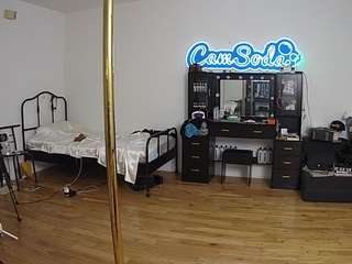voyeurcam-celticiron-02