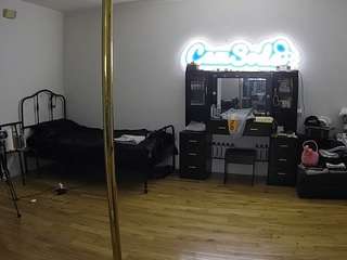 voyeurcam-celticiron-02