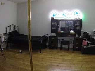 voyeurcam-celticiron-02