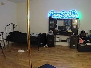 voyeurcam-celticiron-02