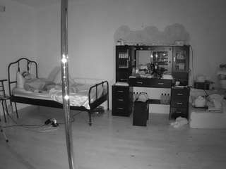 voyeurcam-celticiron-02