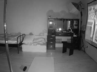 voyeurcam-celticiron-02