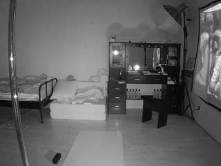 voyeurcam-celticiron-02