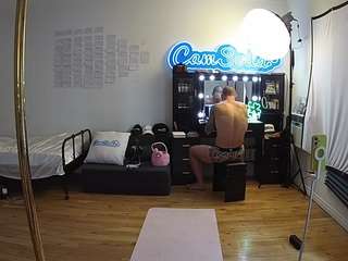 voyeurcam-celticiron-02