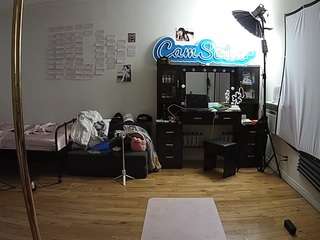voyeurcam-celticiron-02