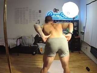 voyeurcam-celticiron-02