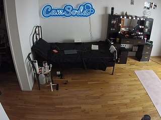 voyeurcam-celticiron-02