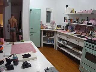 voyeurcam-celticiron-02