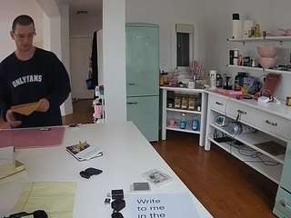 voyeurcam-celticiron-02