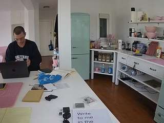 voyeurcam-celticiron-02