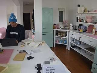 voyeurcam-celticiron-02