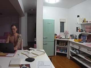 voyeurcam-celticiron-02