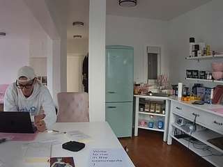 voyeurcam-celticiron-02