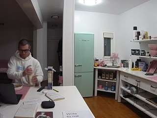 voyeurcam-celticiron-02