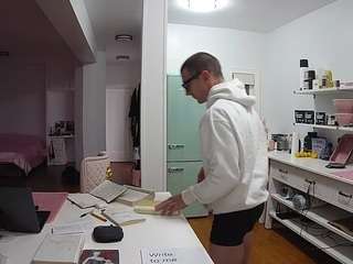 voyeurcam-celticiron-02