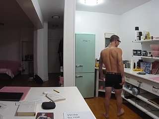 voyeurcam-celticiron-02