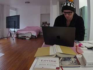 voyeurcam-celticiron-02