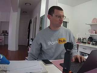 voyeurcam-celticiron-02