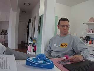 voyeurcam-celticiron-02