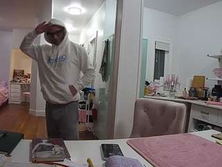 voyeurcam-celticiron-02