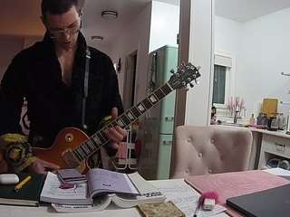 voyeurcam-celticiron-02