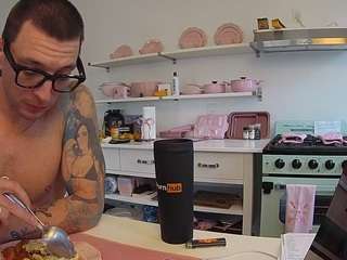 voyeurcam-celticiron-02