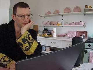 voyeurcam-celticiron-02