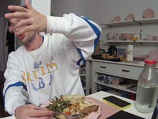 voyeurcam-celticiron-02