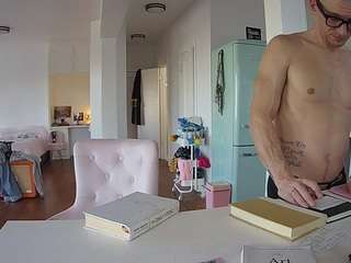 voyeurcam-celticiron-02