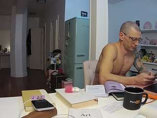 voyeurcam-celticiron-02