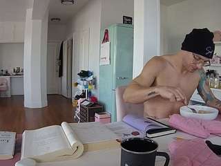 voyeurcam-celticiron-02