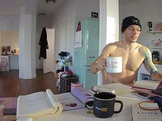 voyeurcam-celticiron-02