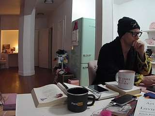 voyeurcam-celticiron-02