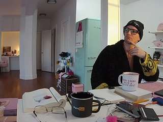 voyeurcam-celticiron-02