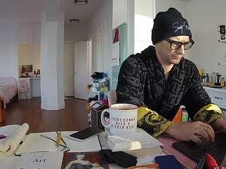 voyeurcam-celticiron-02