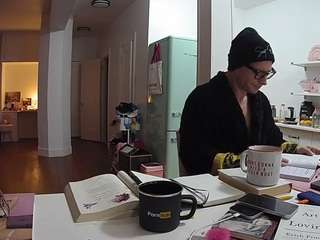 voyeurcam-celticiron-02