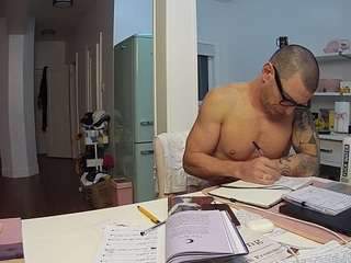 voyeurcam-celticiron-02