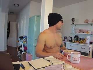 voyeurcam-celticiron-02