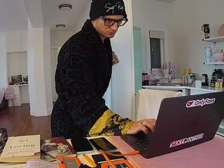 voyeurcam-celticiron-02