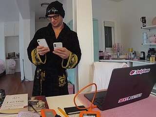 voyeurcam-celticiron-02