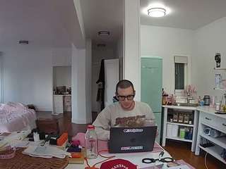 voyeurcam-celticiron-02