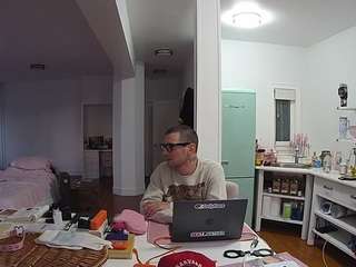 voyeurcam-celticiron-02